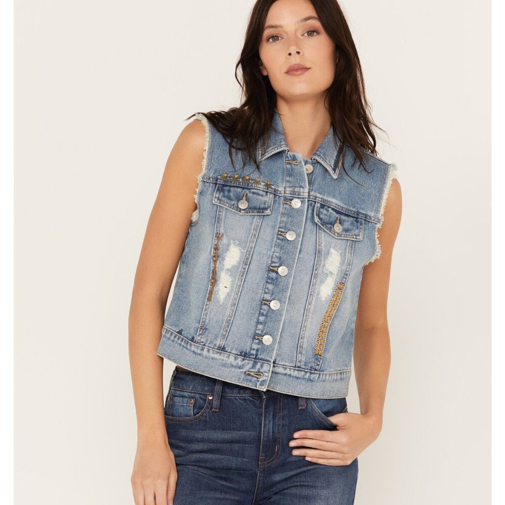 Cleo + Wolf Oversized Embroidered Denim Vest | Medium Wash | Western Boho 🤠 - Picture 5 of 15